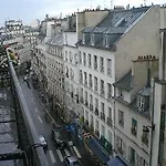 Hotel Des Arts *