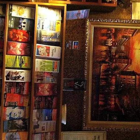 Des Arts Hotell